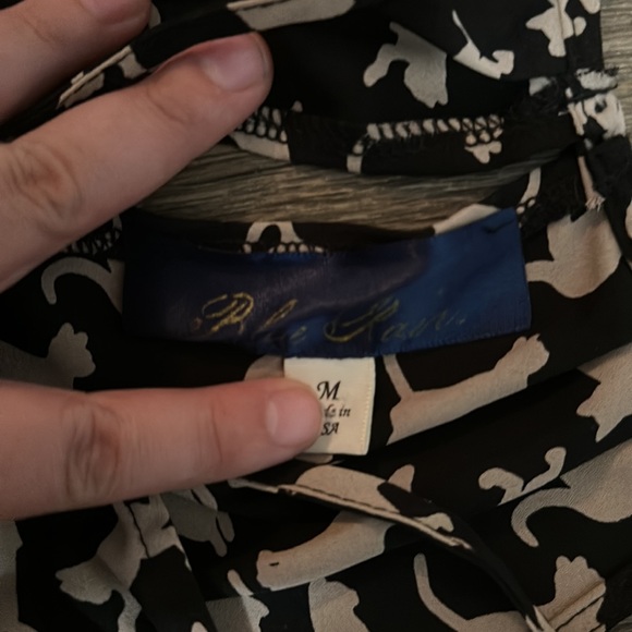 Blue rain cat silhouette tank top - Picture 2 of 3